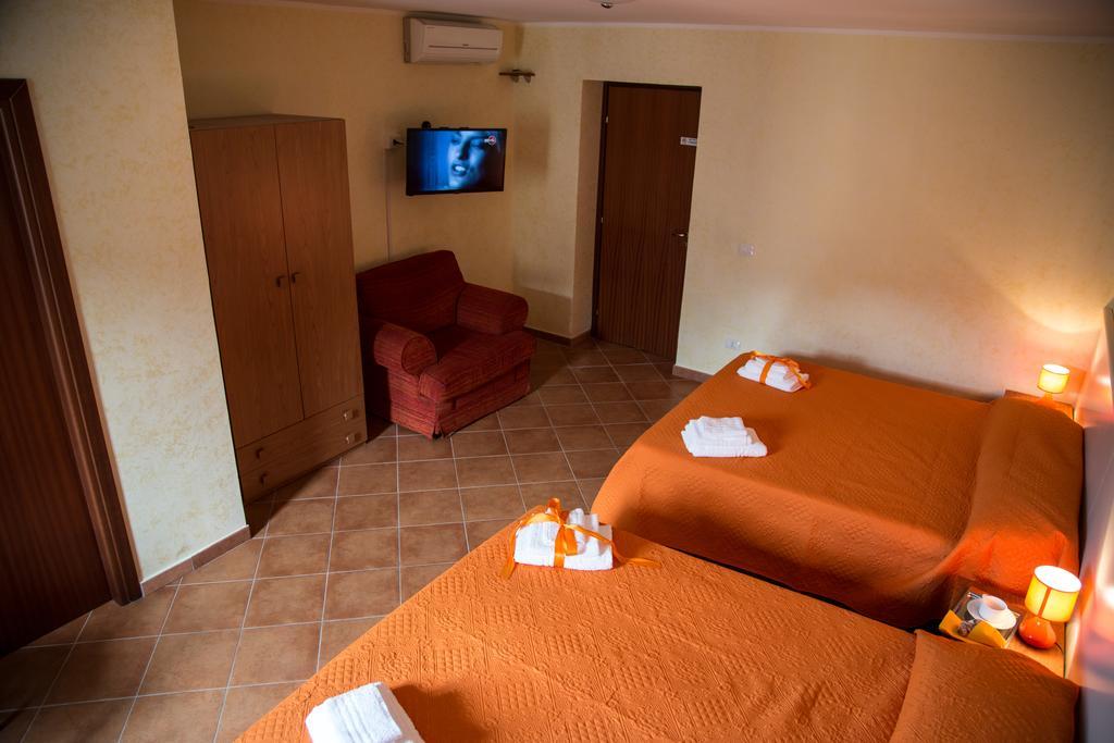 Le Stanze Del Re Hotel Lamezia Terme Bilik gambar